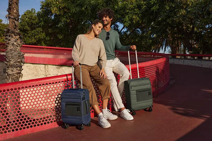 Ile może ważyć bagaż podręczny? Sprawdź limity i uniknij opłat