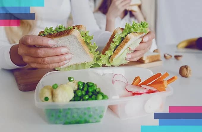 Czy można jedzenie do bagażu podręcznego? Oto, co musisz wiedzieć