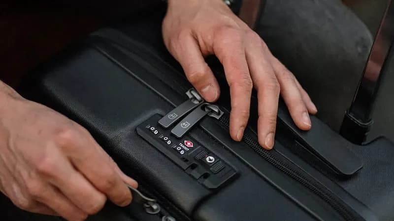 Co można w bagażu rejestrowanym? Ważne zasady i zakazy podróżne